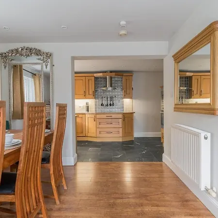 Dom wakacyjny Riverside 6 Guests 4 Adults Max Hot Tub Backbarrow