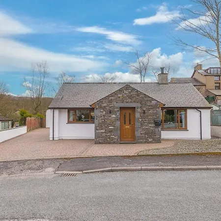Riverside 6 Guests 4 Adults Max Hot Tub Nyaraló Backbarrow