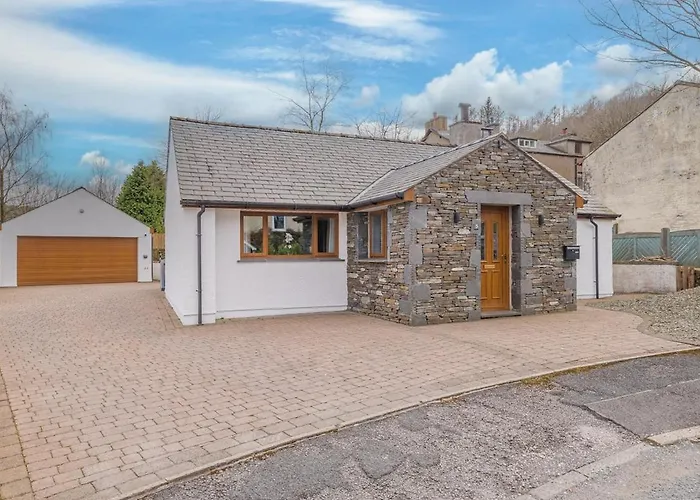 Casa de Férias Riverside 6 Guests 4 Adults Max Hot Tub *