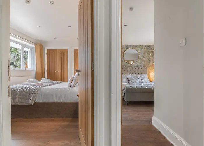 Riverside 6 Guests 4 Adults Max Hot Tub * Backbarrow